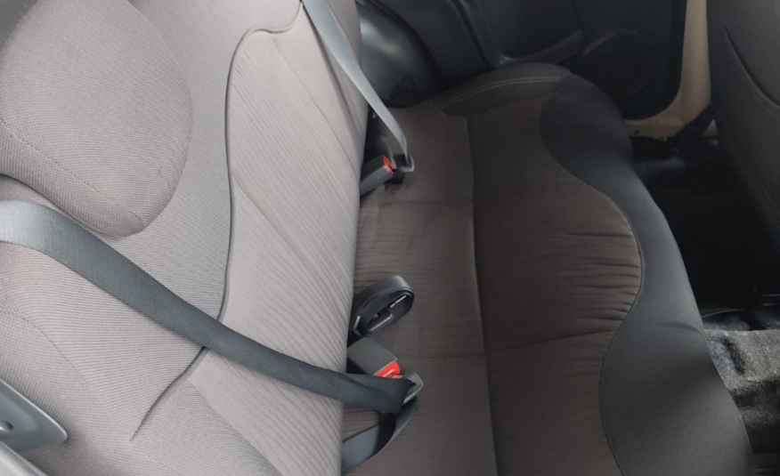 Fiat Uno Way ano 2014 1.0 completo