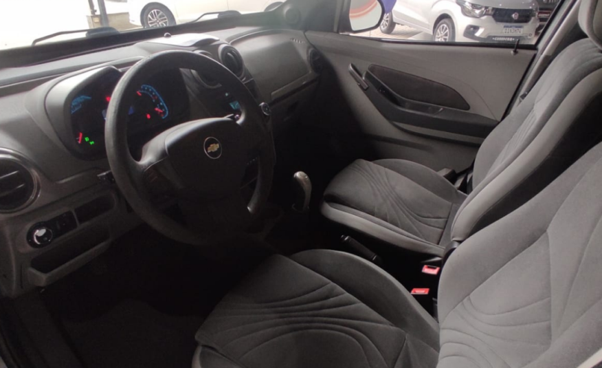 Chevrolet Agile LTZ 1.4 completo ano 2011