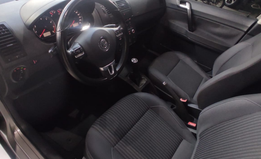 Volkswagen Polo 1.6 ano 2014 manual