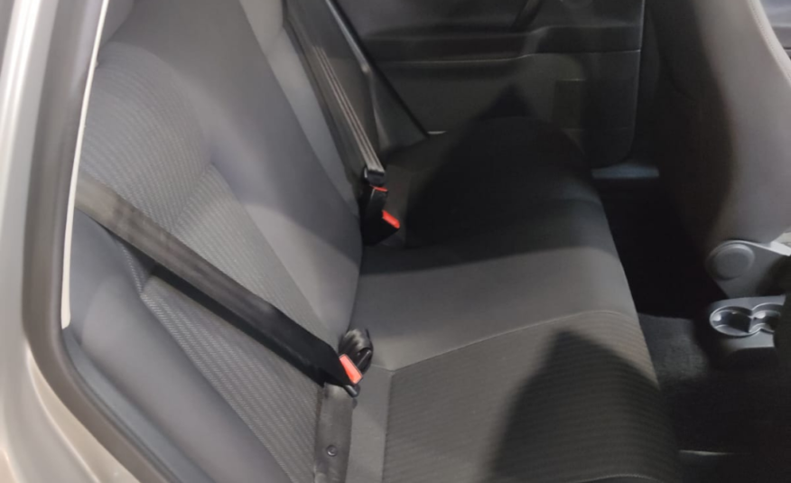 Volkswagen Polo 1.6 ano 2014 manual