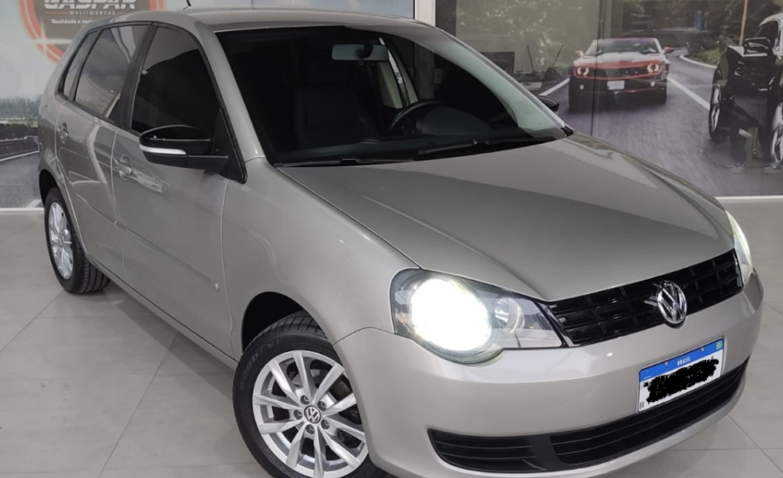 Volkswagen Polo 1.6 ano 2014 manual
