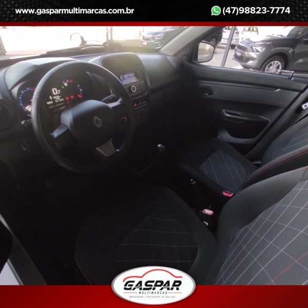 Renault Kwid Zen 1.0 Completo 2023 - Image 9